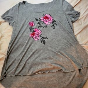 Rose graphic tee in gray